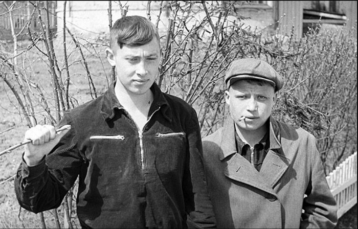 Яркие представители советской  молодежи периода «оттепели» 1950-х годов.