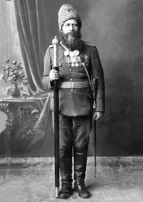 Дмитрий Иванович Каширин — атаман Верхнеуральского казачьего войска. 1900-1915 гг.