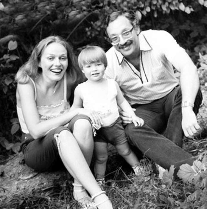 Наталья с супругом Максимом и сыном Дмитрием.