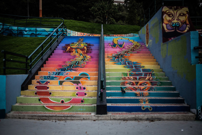 Уличные граффити стали одной из достопримечательностей Боготы.