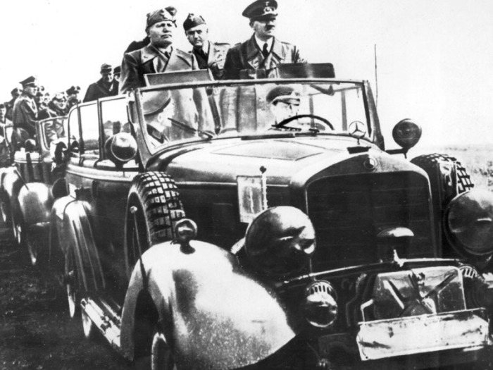 Гитлер и Муссолини на Восточном фронте, Полтава, 1942 года.