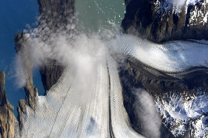 С борта Международной космической станции сделан снимок ледников, которые находятся в Патагонии.