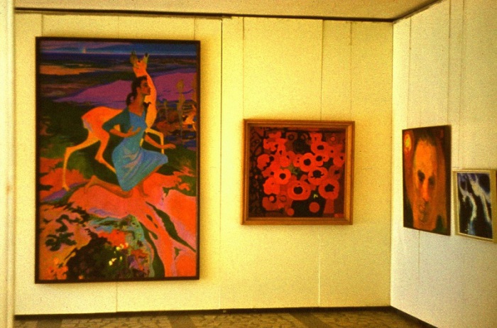 В картинной галерее, представлены произведения европейских и российских художников.