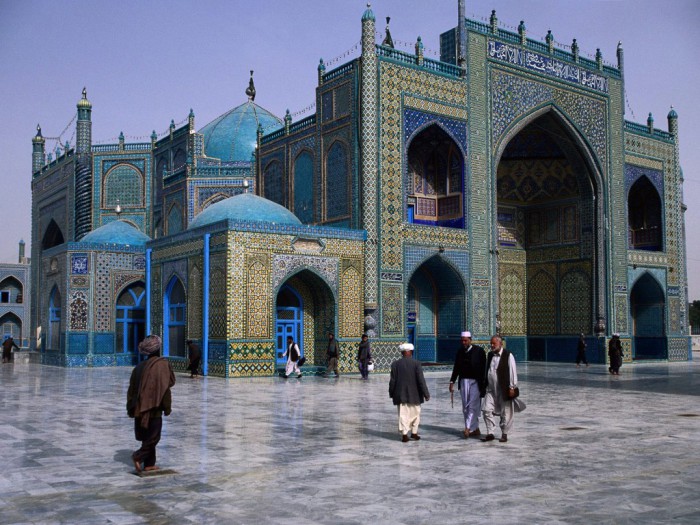 Голубая мечеть Мазари-Шариф. Афганистан.