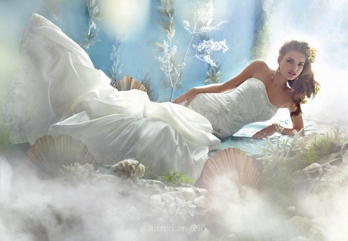 Платье русалочки Ариэль из коллекции Disney Princess wedding dresses