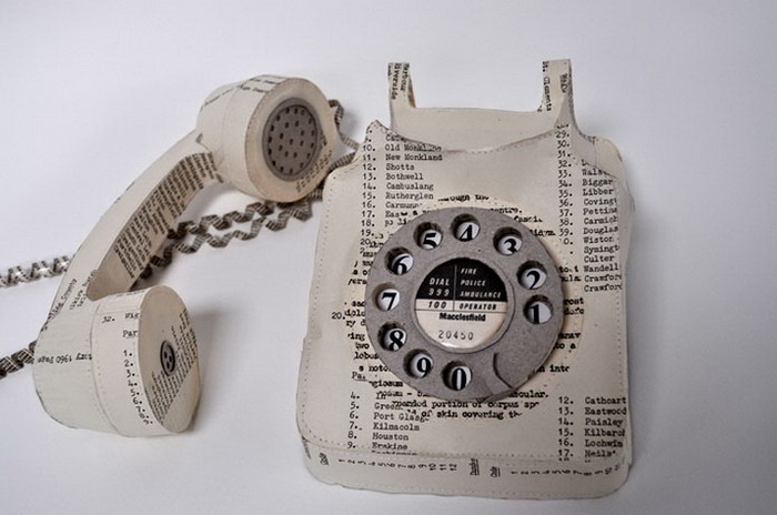 Телефон из старого телефонного справочника