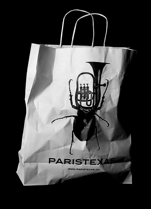 Насекомые и музыка в креативных логотипах для ParisTexas