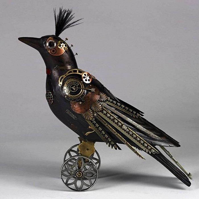 Стимпанк-скульптуры из найденных объектов, красочные птицы от студии Mullanium
