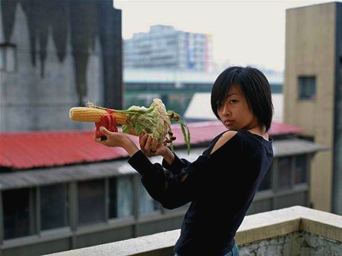 Овощное оружие в арт-проекте Vegetable Weapon от Tsuyoshi Ozawa