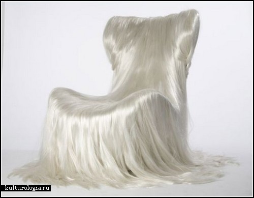 Волосатый стул-инсталляция Hair Chair 