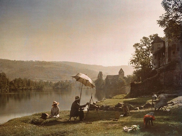 Artists, Dordogne River