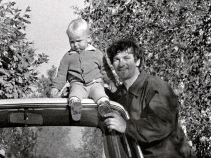 Актер с сыном Борей | Фото: biography-life.ru