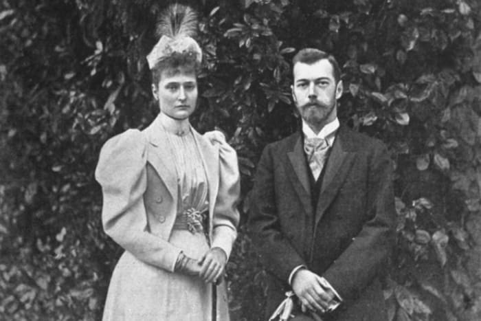 Император Николай II и его супруга Александра Федоровна | Фото: 24smi.org