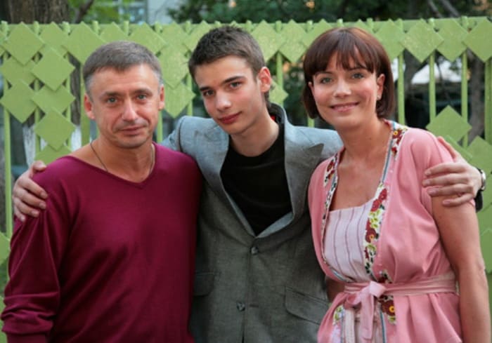 Антон Табаков, Екатерина Семенова и их сын Никита | Фото: 24smi.org