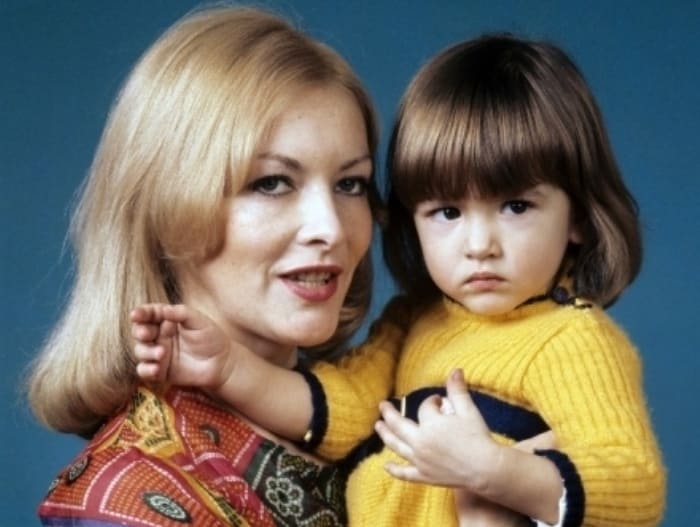 Барбара Брыльска с дочерью Басей | Фото: kino-teatr.ru