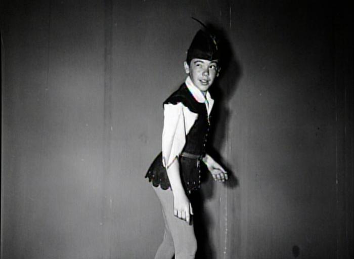 Бобби Дрисколл на съемках мультфильма *Питер Пэн* | Фото: spletnik.ru