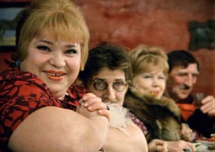 Наталья Крачковская в фильме *Не может быть!*, 1975 | Фото: kino-teatr.ru
