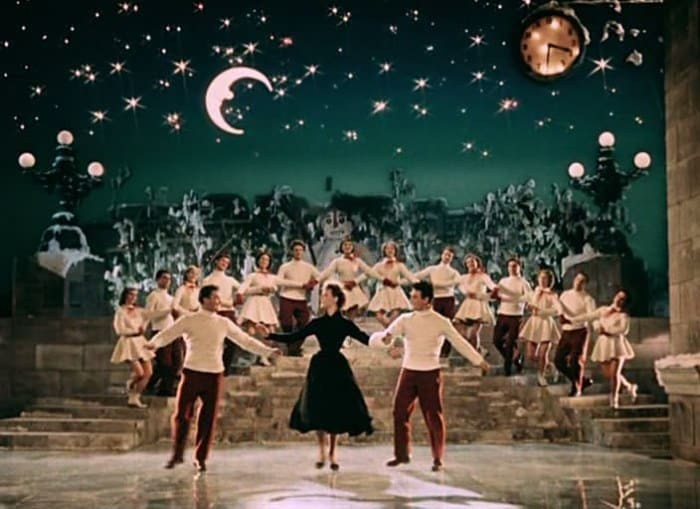 Кадр из фильма *Карнавальная ночь*, 1956 | Фото: kino-teatr.ru