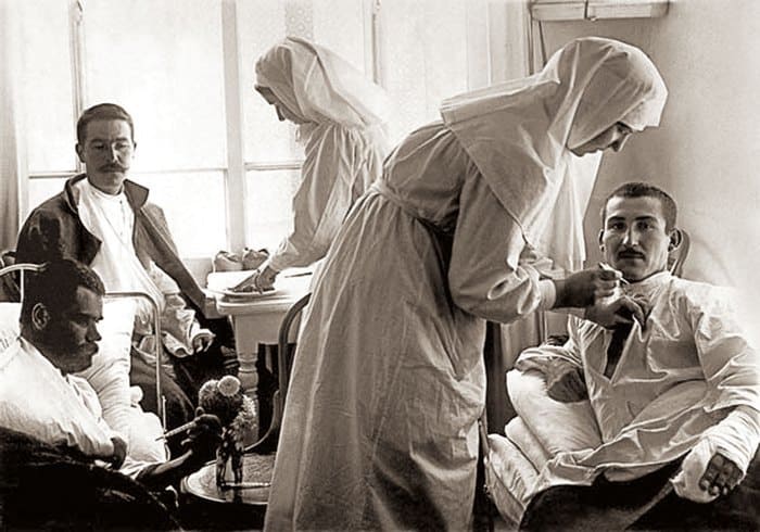 Сестры милосердия стали настоящими героинями многих войн | Фото: lisvisnyk.at.ua
