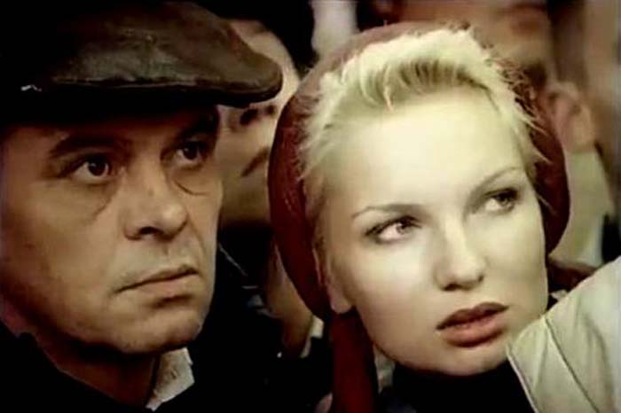 Валерий Кравченко и Ольга Беляева в фильме *Все будет хорошо*, 1995 | Фото: kino-teatr.ru