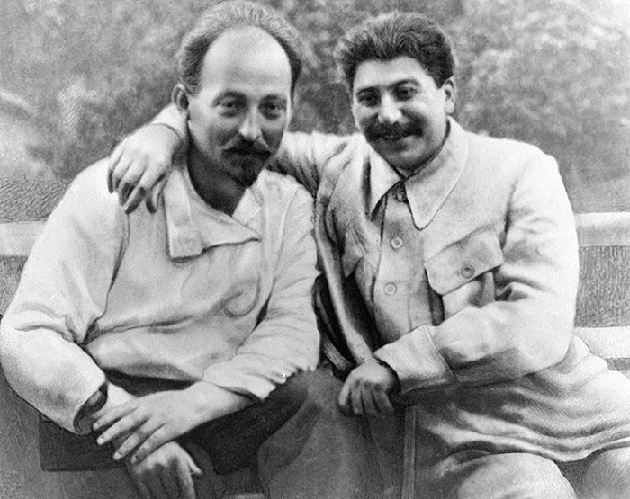 Феликс Дзержинский и Иосиф Сталин | Фото: kommersant.ru