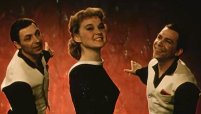 Кадр из фильма *Девушка с гитарой*, 1958 | Фото: mos.ru