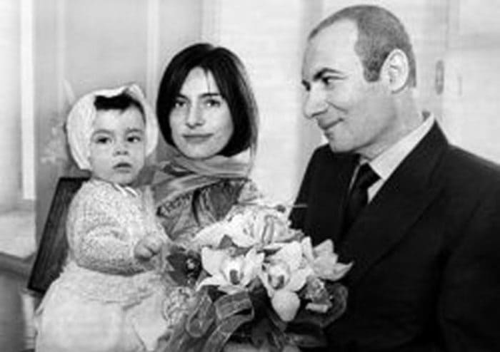 Композитор с первой женой Еленой и сыном | Фото: stuki-druki.com