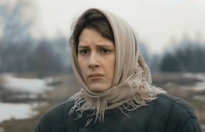 Ирина Горбачева в сериале *Две зимы и три лета*, 2013 | Фото: kino-teatr.ru