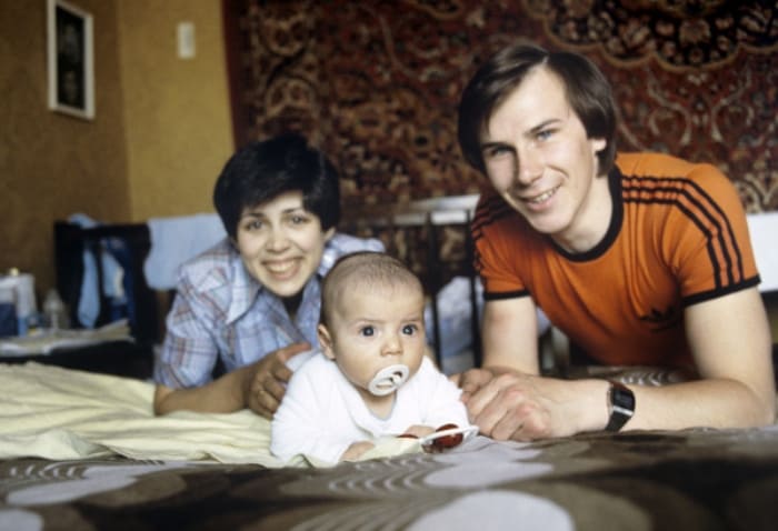 Ирина Роднина и Александр Зайцев с сыном | Фото: goodhouse.ru