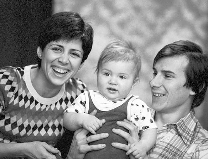 Ирина Роднина и Александр Зайцев с сыном | Фото: championat.com
