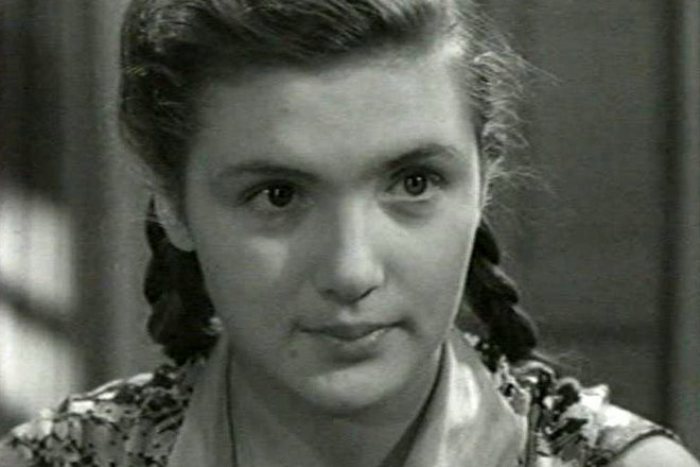Кадр из фильма *Повесть о первой любви*, 1957 | Фото: kino-teatr.ru