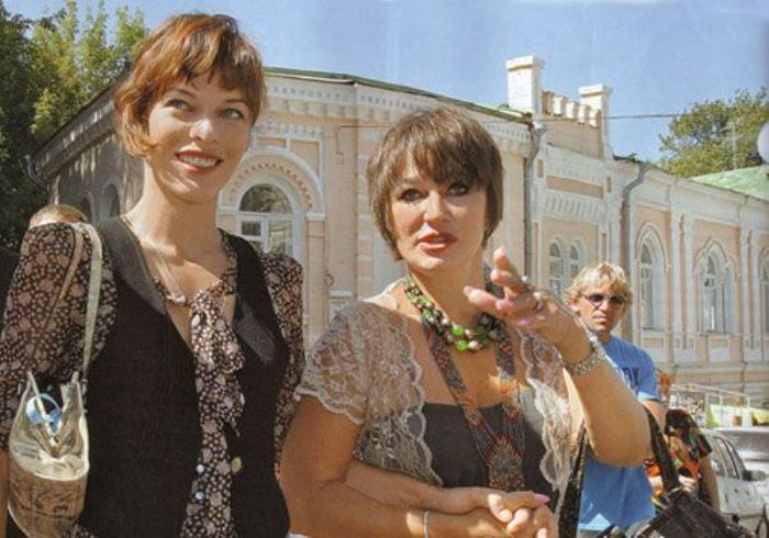 Милла Йовович и Галина Логинова | Фото: myhistori.ru