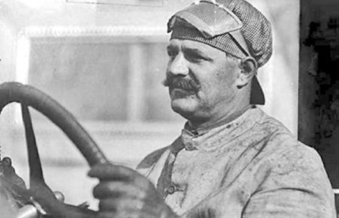 Знаменитый гонщик и автоконструктор Луи Шевроле | Фото: automotivehistory.ru