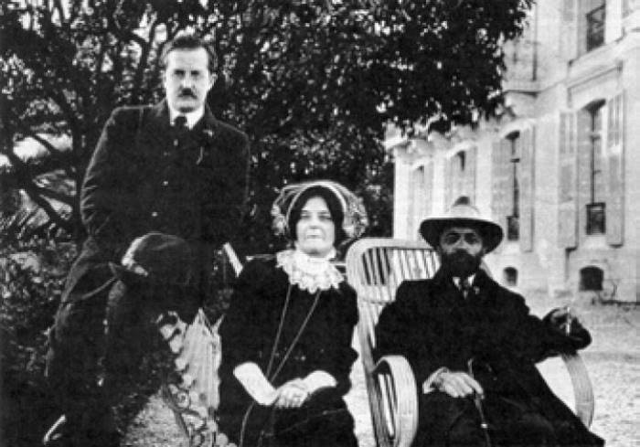 Д. Философов, З. Гиппиус и Д. Мережковский, 1911 г. | Фото: academic.ru