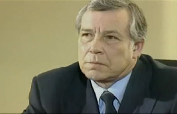 Николай Мерзликин в сериале *Сыщик без лицензии*, 2003 | Фото: kino-teatr.ru