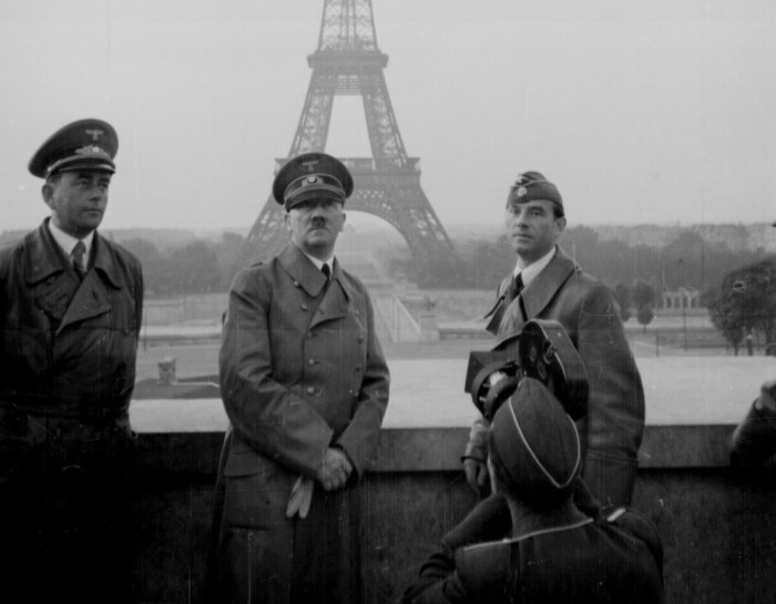 Гитлер в оккупированном Париже