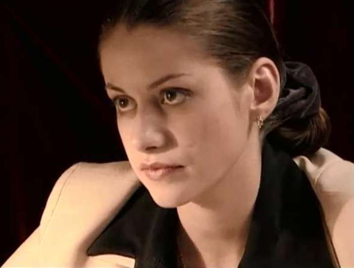 Анна Ковальчук в сериале *Тайны следствия-1*, 2001 | Фото: kino-teatr.ru