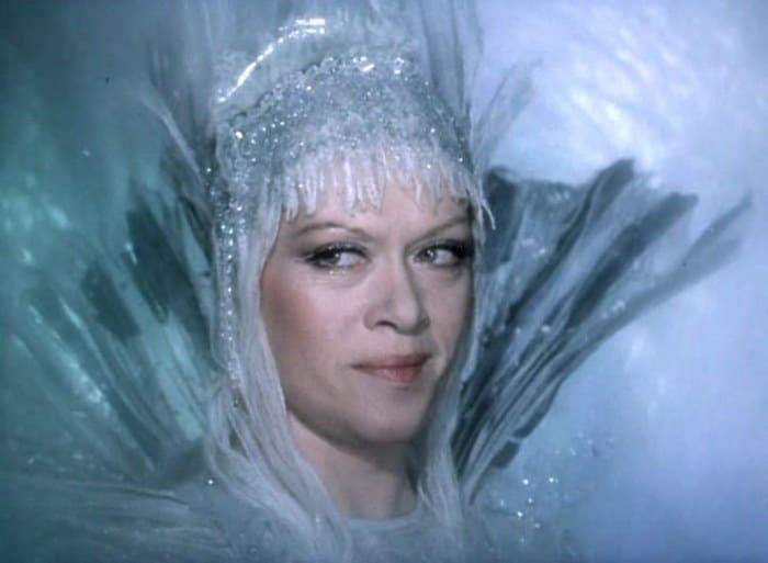 Алиса Фрейндлих в роли Снежной королевы | Фото: kino-teatr.ru