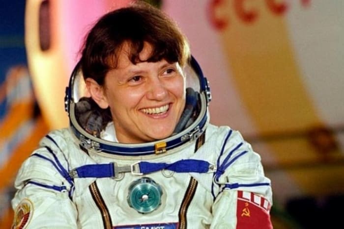 Первая женщина-космонавт, которая вышла в открытый космос | Фото: 24smi.org