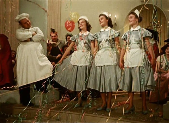Кадр из фильма *Карнавальная ночь*, 1956 | Фото: kino-teatr.ru