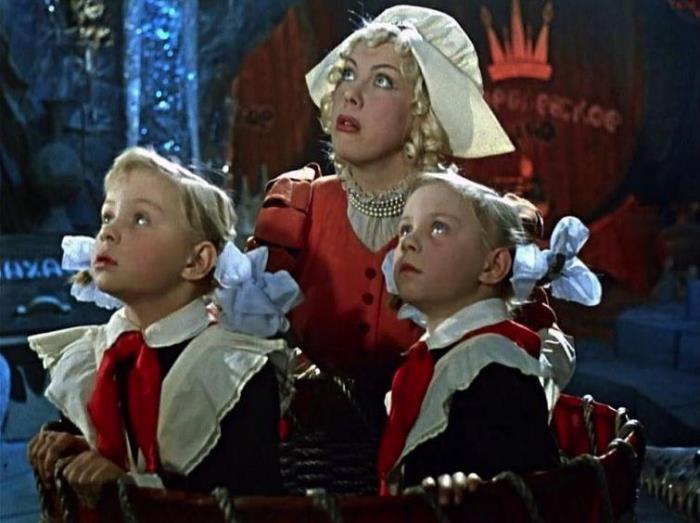 Кадр из фильма *Королевство кривых зеркал*, 1963 | Фото: foboxs.com