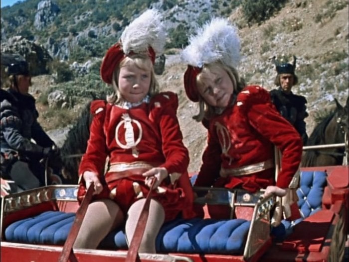 Кадр из фильма *Королевство кривых зеркал*, 1963 | Фото: rudb.org