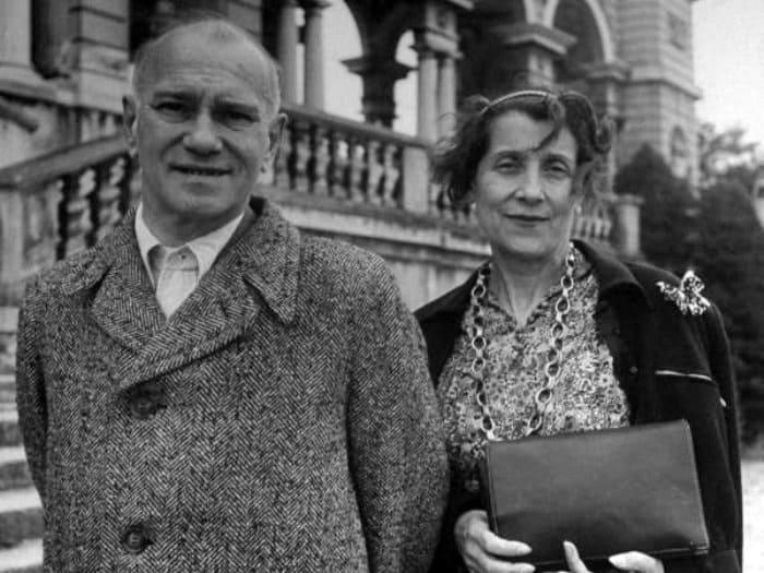Вацлав Нижинский с женой Ромолой в Вене, 1945 | Фото: renclassic.ru