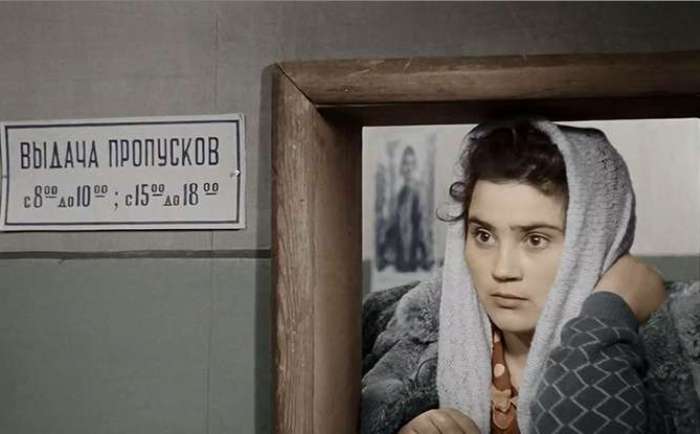 Валентина Пугачева в фильме *Весна на Заречной улице*, 1956 | Фото: kino-teatr.ru