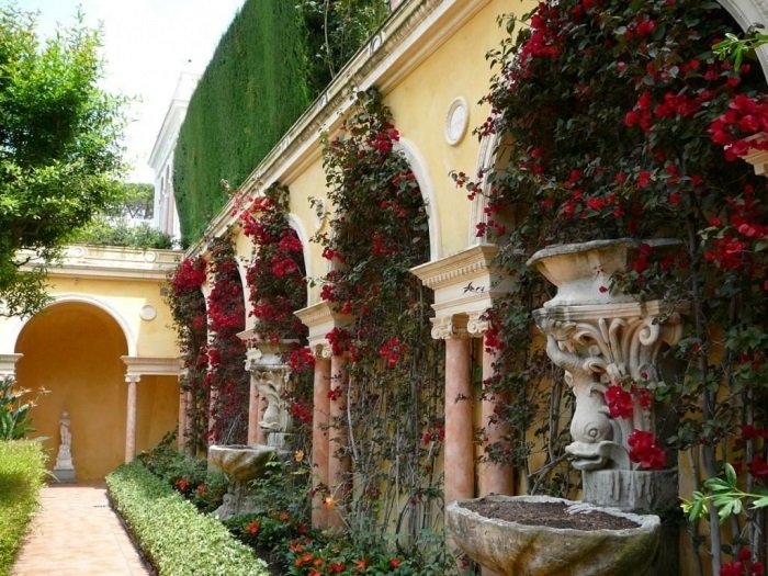 Испанский сад | Фото: domir.ru