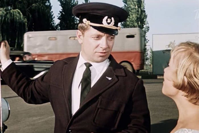 Кадр из фильма *Королева бензоколонки*, 1962 | Фото: babr24.com