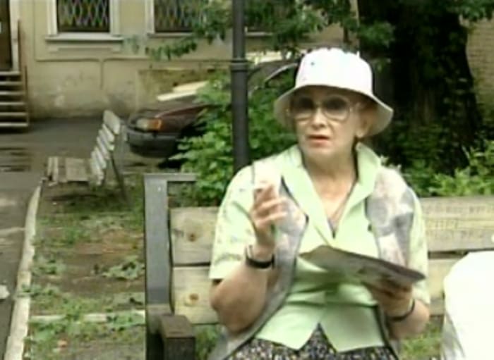Жанна Сухопольская в сериале *Улицы разбитых фонарей-7*, 2005 | Фото: kino-teatr.ru