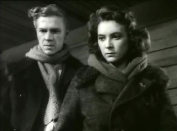 Кадр из фильма *Шторм*, 1957 | Фото: kino-teatr.ru