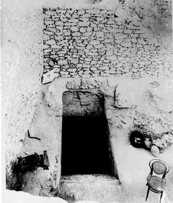 Детальное фото входа в гробницы Тутанхамона, правившего Египтом с 1358 по 1350 гг до н.э.