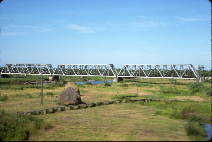 Железнодорожный мост через реку Уссури в Приморском крае.